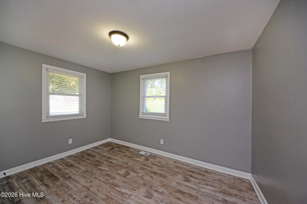 7 Cole Drive Jacksonville, NC 28540