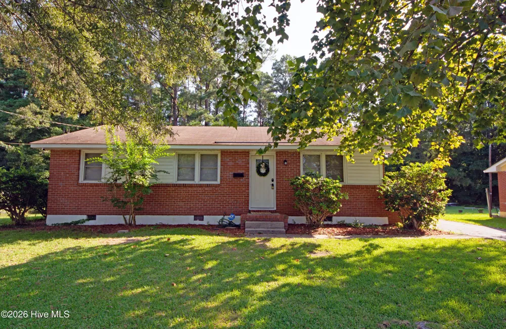 7 Cole Drive Jacksonville, NC 28540