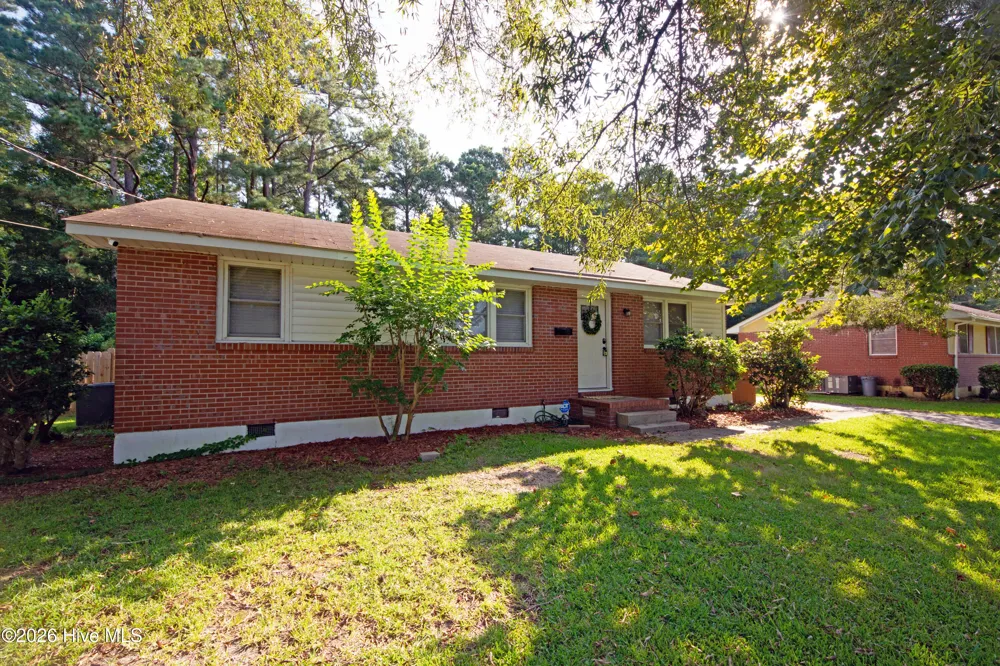 7 Cole Drive Jacksonville, NC 28540