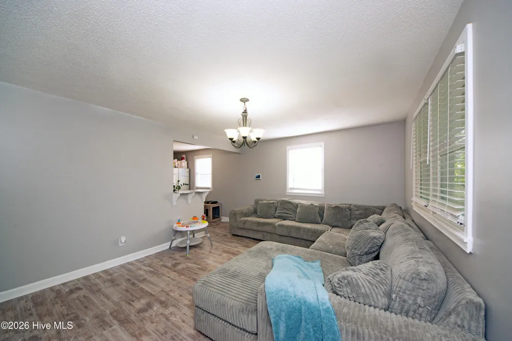 7 Cole Drive Jacksonville, NC 28540