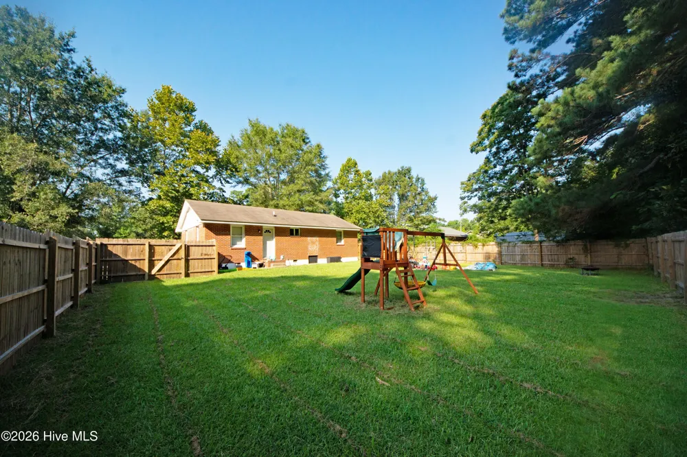 7 Cole Drive Jacksonville, NC 28540