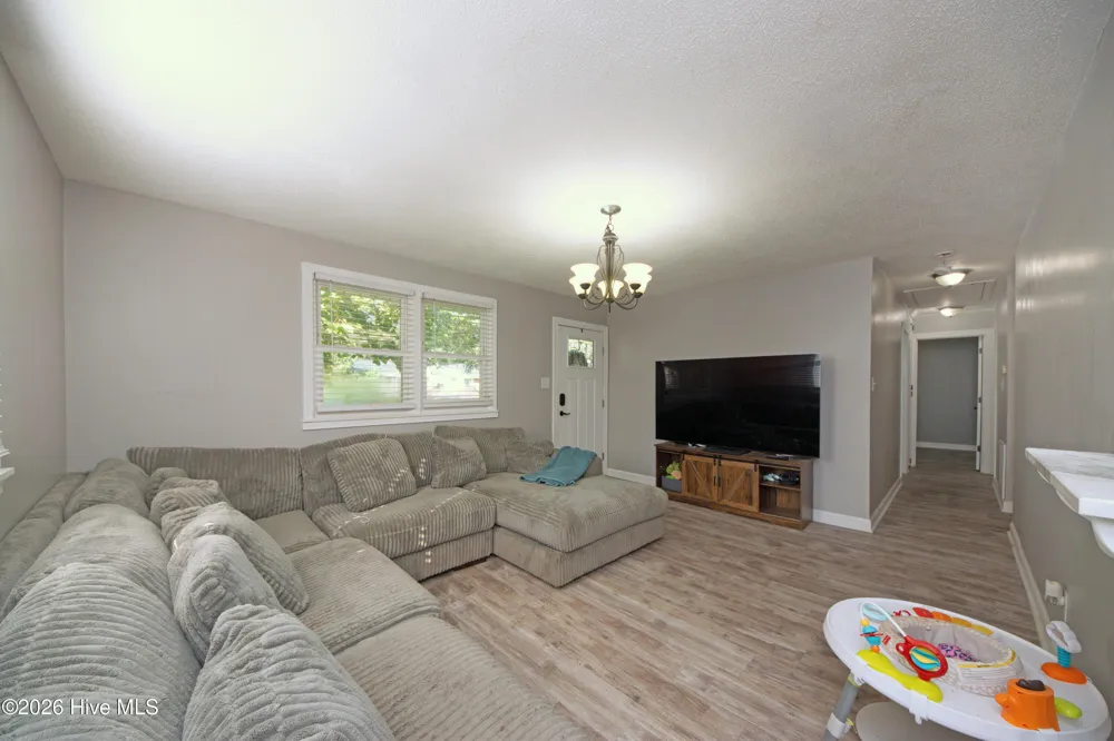 7 Cole Drive Jacksonville, NC 28540