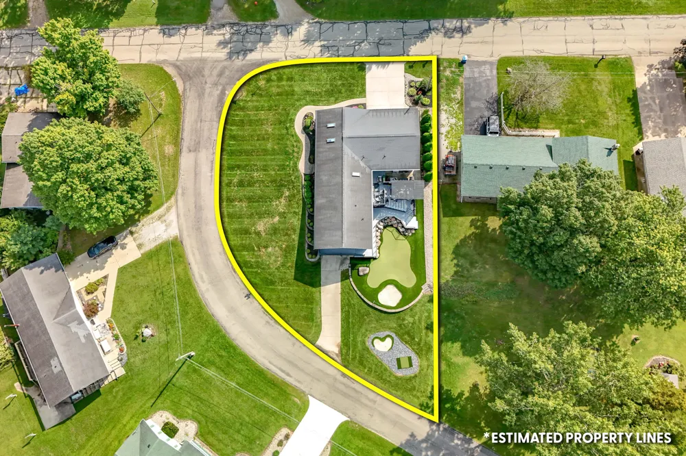 745 Wright Street Jonesville, MI 49250