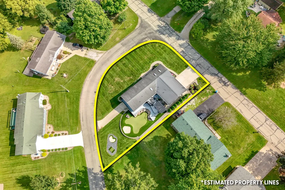 745 Wright Street Jonesville, MI 49250