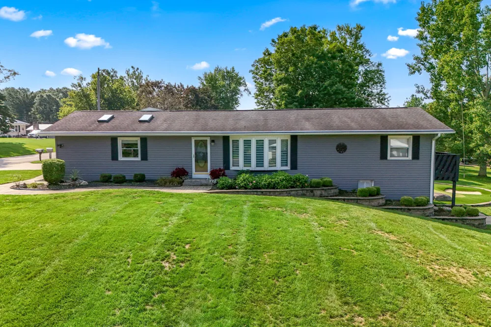 745 Wright Street Jonesville, MI 49250