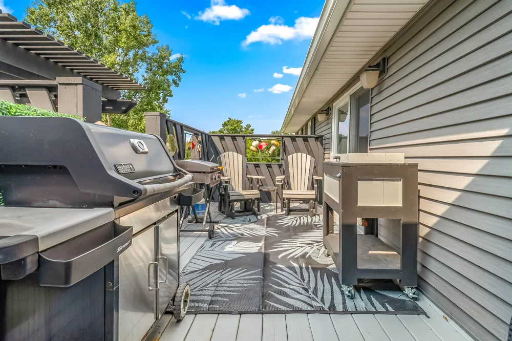 745 Wright Street Jonesville, MI 49250