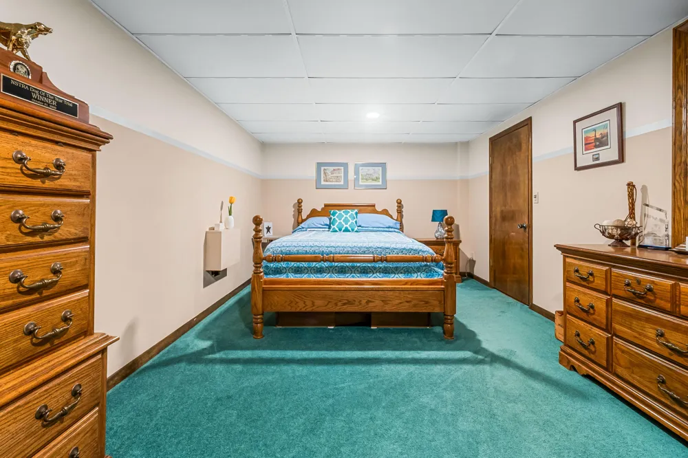 745 Wright Street Jonesville, MI 49250