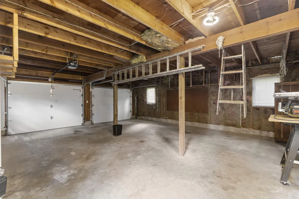 6529 Edgewater Drive Honor, MI 49640