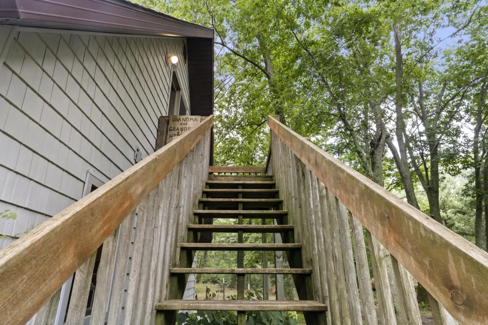 6529 Edgewater Drive Honor, MI 49640