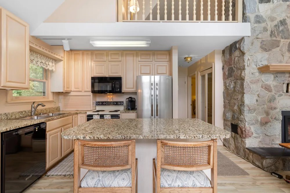 6529 Edgewater Drive Honor, MI 49640