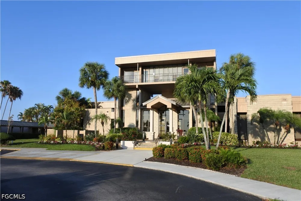 Augusta Drive #312 Fort Myers, FL 33907