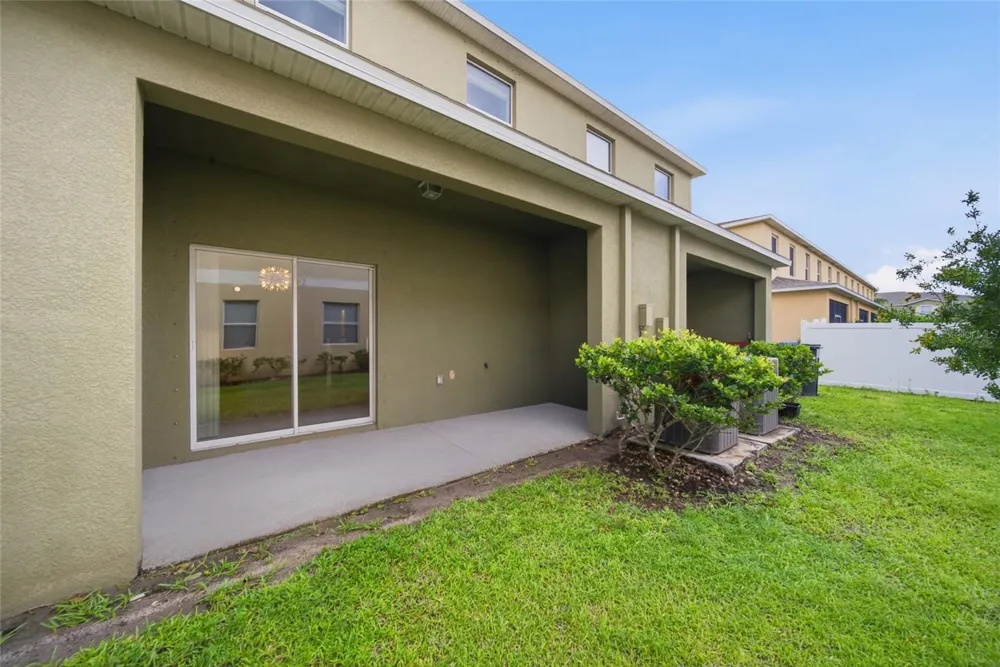 1720 IVORY GOOSE PLACE Ruskin, FL 33570