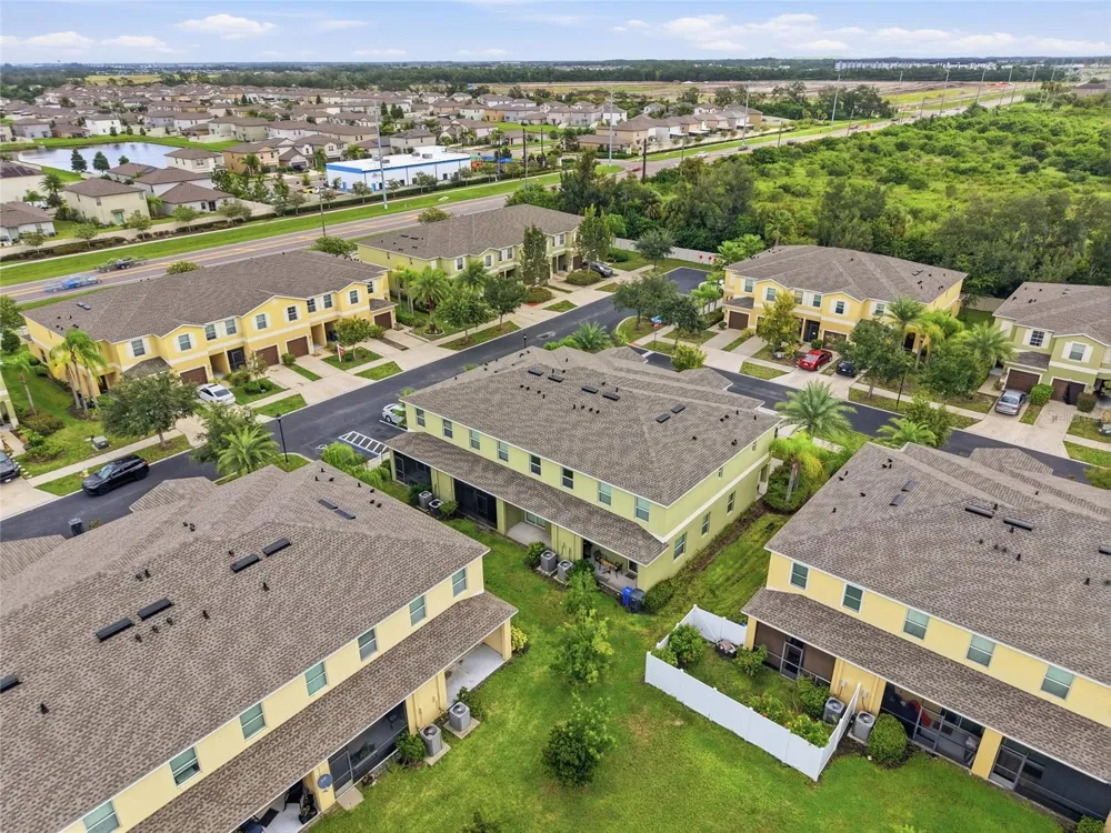 1720 IVORY GOOSE PLACE Ruskin, FL 33570