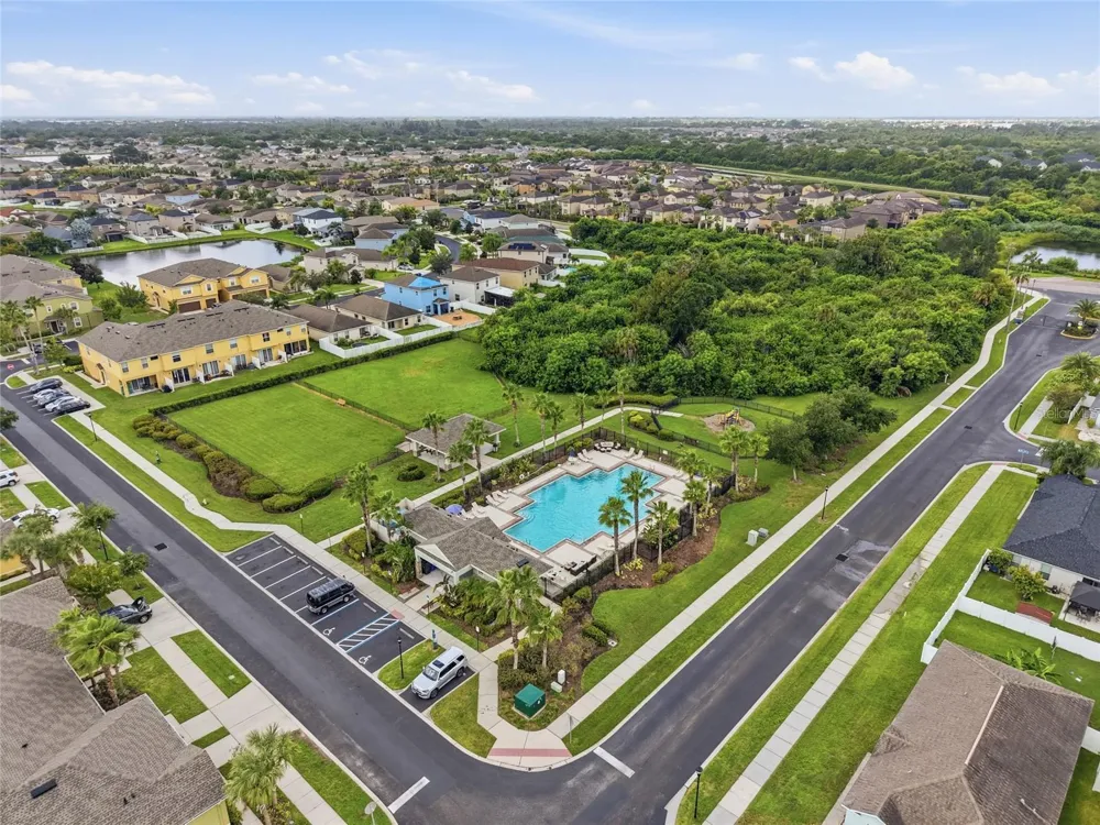 1720 IVORY GOOSE PLACE Ruskin, FL 33570