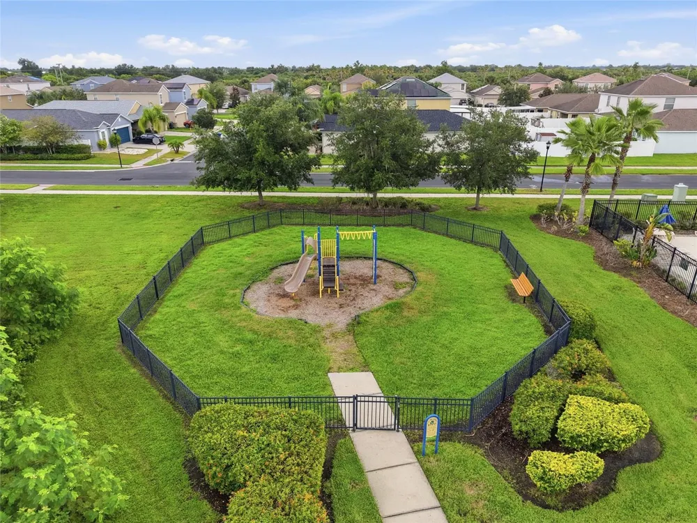 1720 IVORY GOOSE PLACE Ruskin, FL 33570