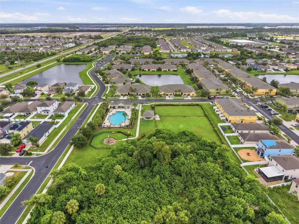 1720 IVORY GOOSE PLACE Ruskin, FL 33570