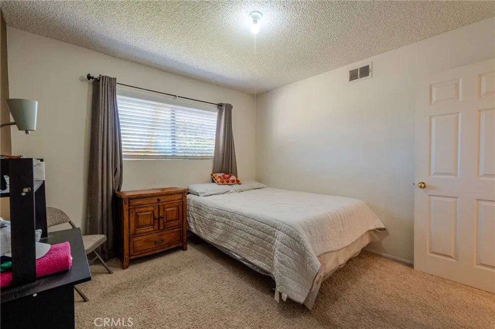 1665 Fillmore Ave Rialto, CA 92376