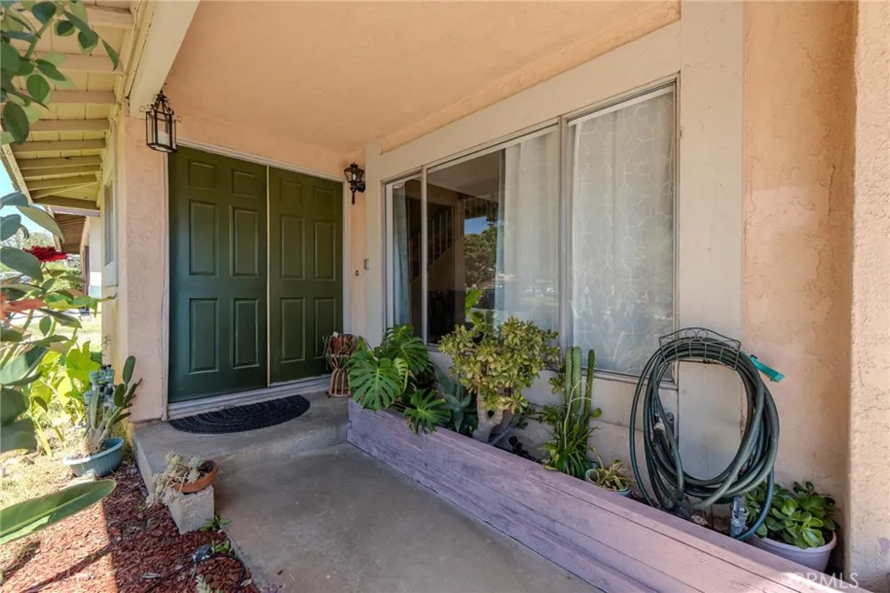 1665 Fillmore Ave Rialto, CA 92376