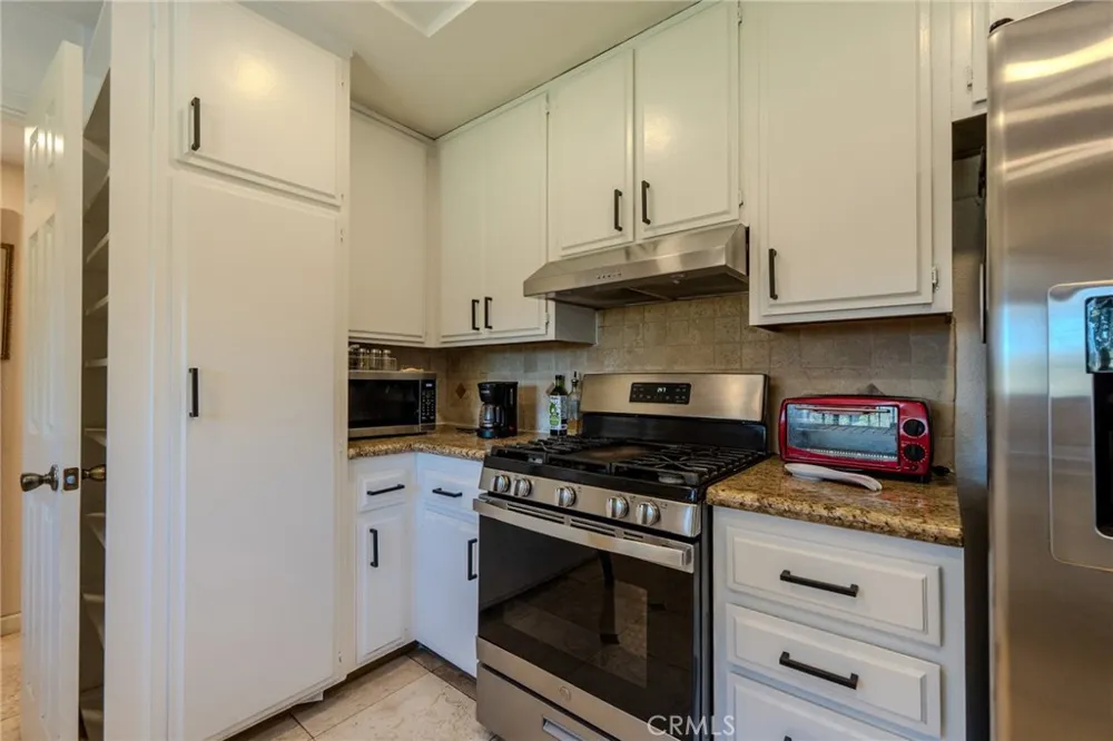 1665 Fillmore Ave Rialto, CA 92376