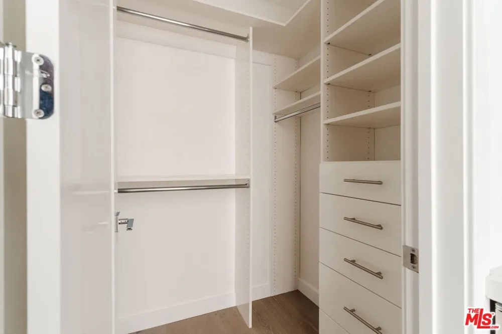 12765 Bluff Creek Drive #1 Los Angeles, CA 90094