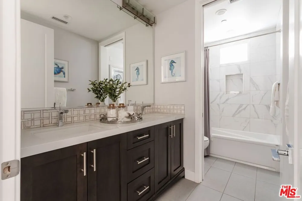 12765 Bluff Creek Drive #1 Los Angeles, CA 90094