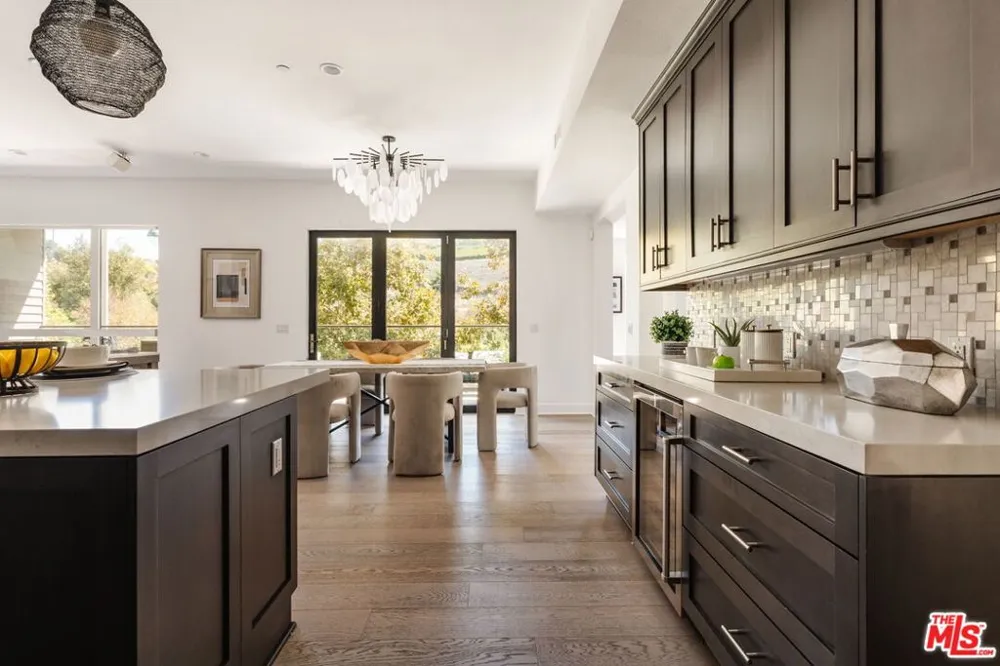 12765 Bluff Creek Drive #1 Los Angeles, CA 90094