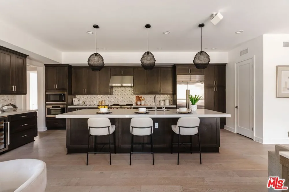 12765 Bluff Creek Drive #1 Los Angeles, CA 90094