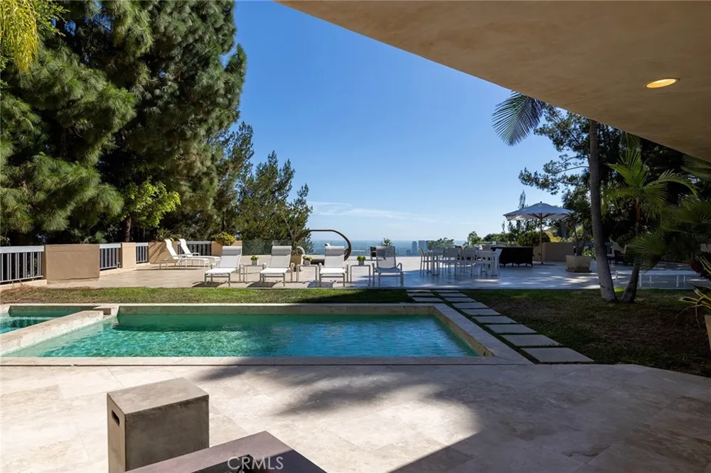510 Leslie Beverly Hills, CA 90210