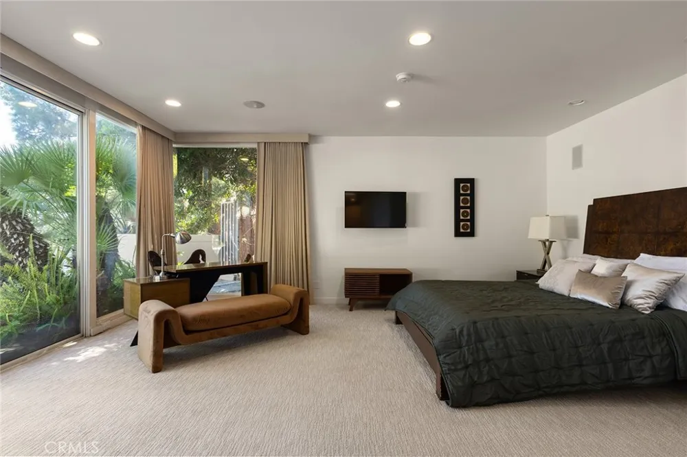 510 Leslie Beverly Hills, CA 90210