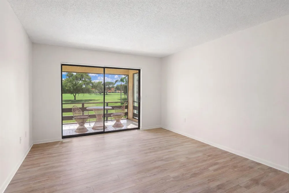 5423 SE MILES GRANT ROAD SE #F-203 Stuart, FL 34997