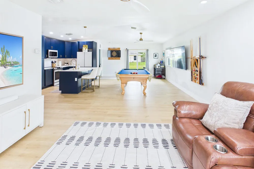 6784 3rd Street Jupiter, FL 33458