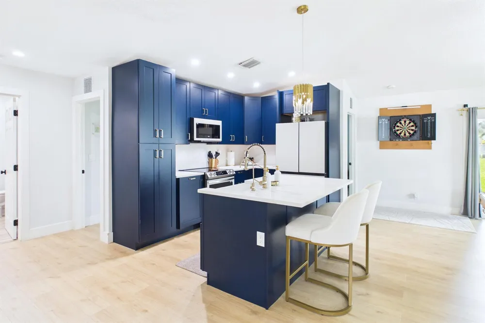6784 3rd Street Jupiter, FL 33458