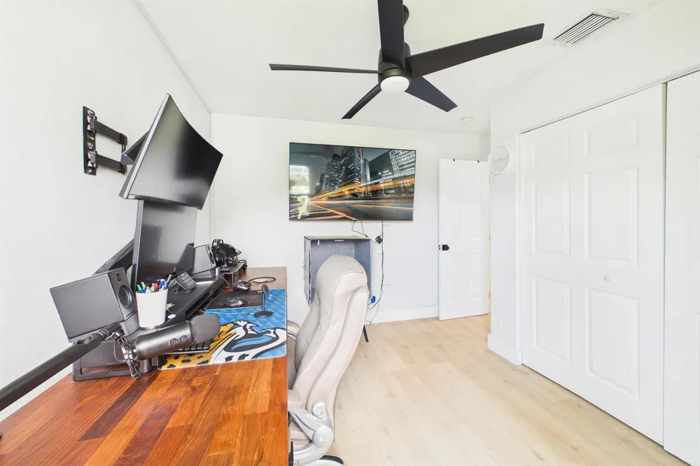 6784 3rd Street Jupiter, FL 33458
