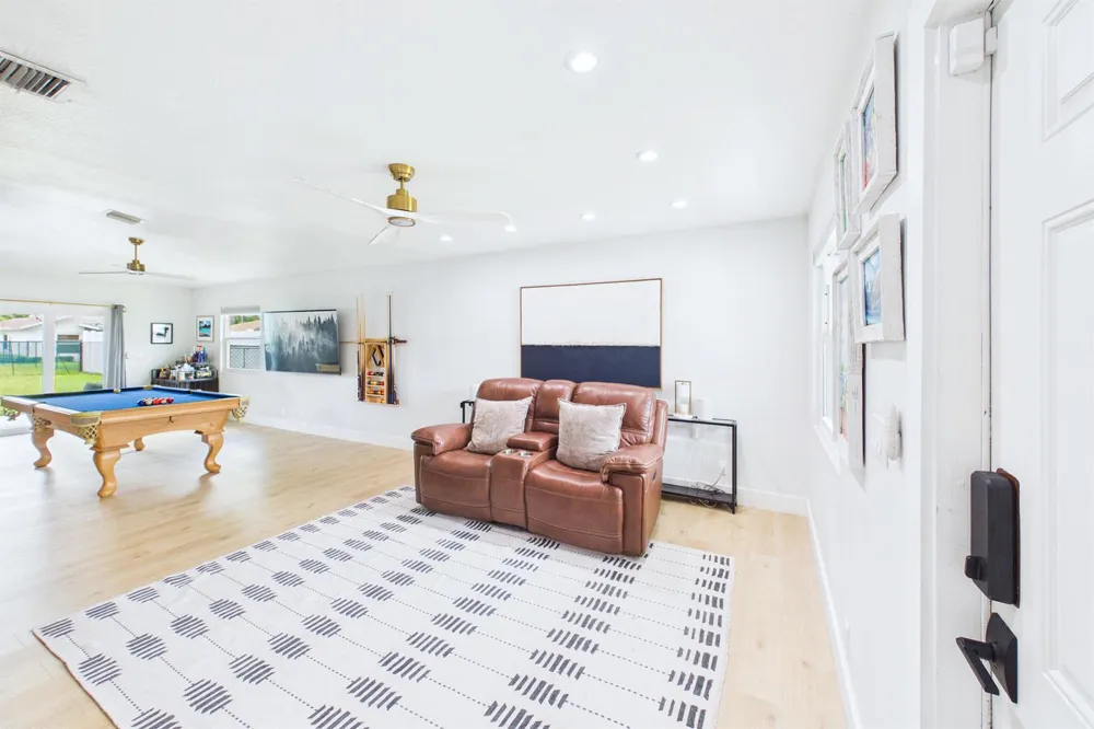 6784 3rd Street Jupiter, FL 33458
