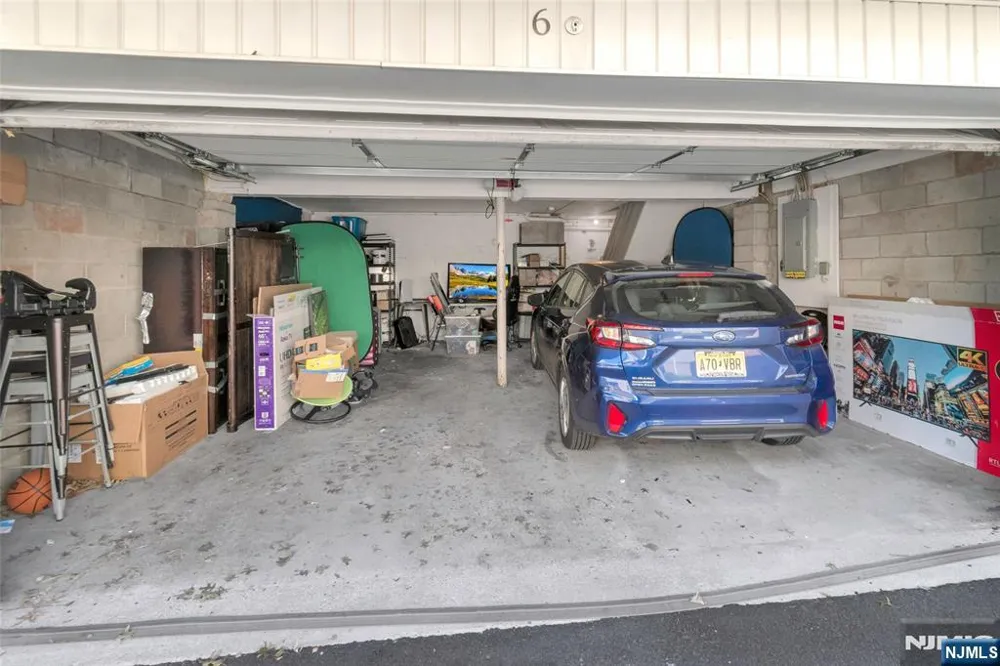 664 Irvington Avenue 6 Maplewood, NJ 07040