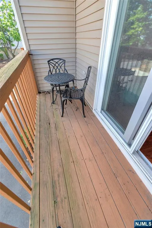 664 Irvington Avenue 6 Maplewood, NJ 07040