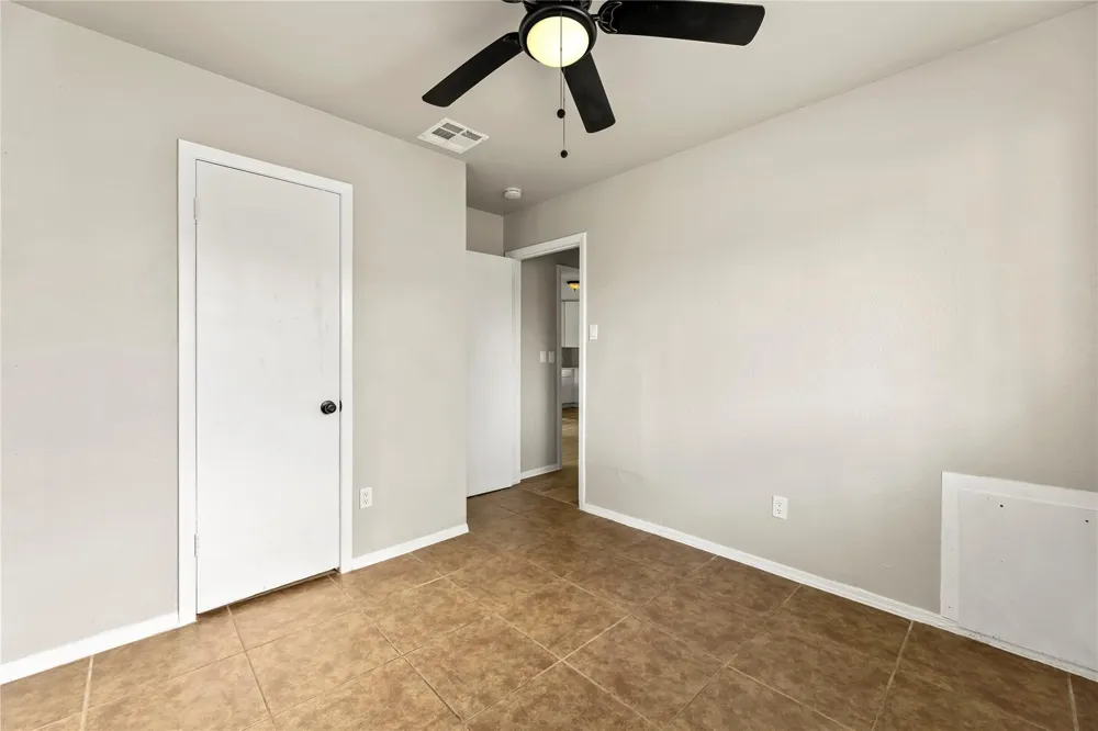 11455 Spottswood Drive Hockley, TX 77016