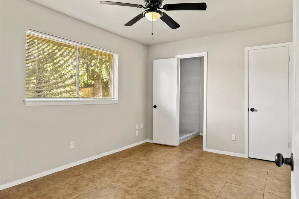 11455 Spottswood Drive Hockley, TX 77016