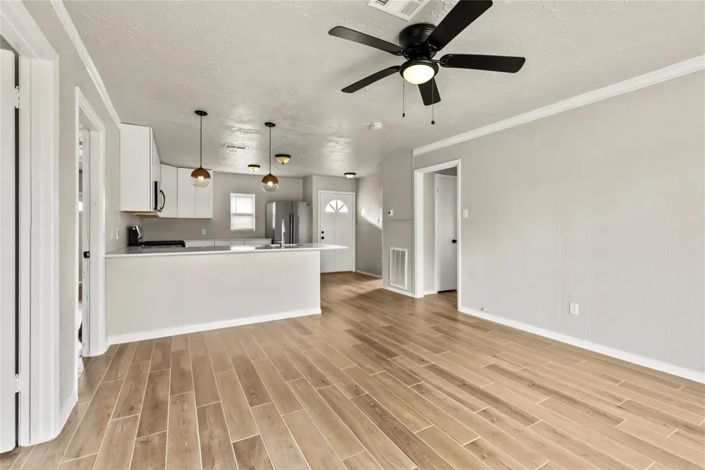 11455 Spottswood Drive Hockley, TX 77016