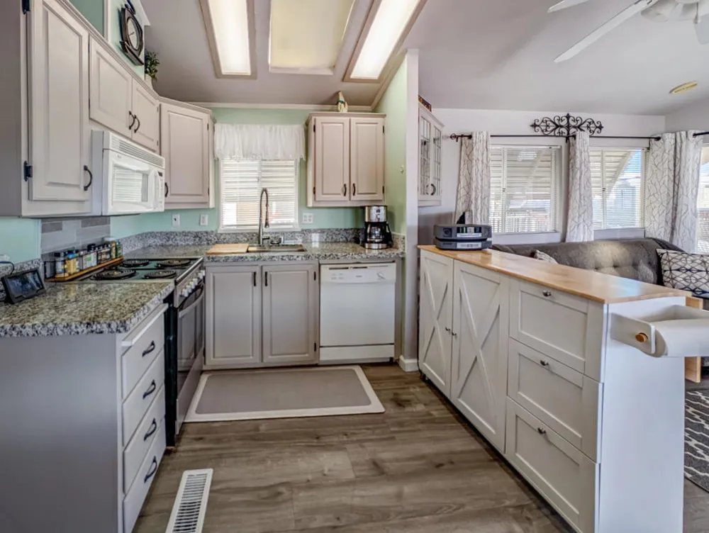 70200 Dillon Road #105 Desert Hot Springs, CA 92241