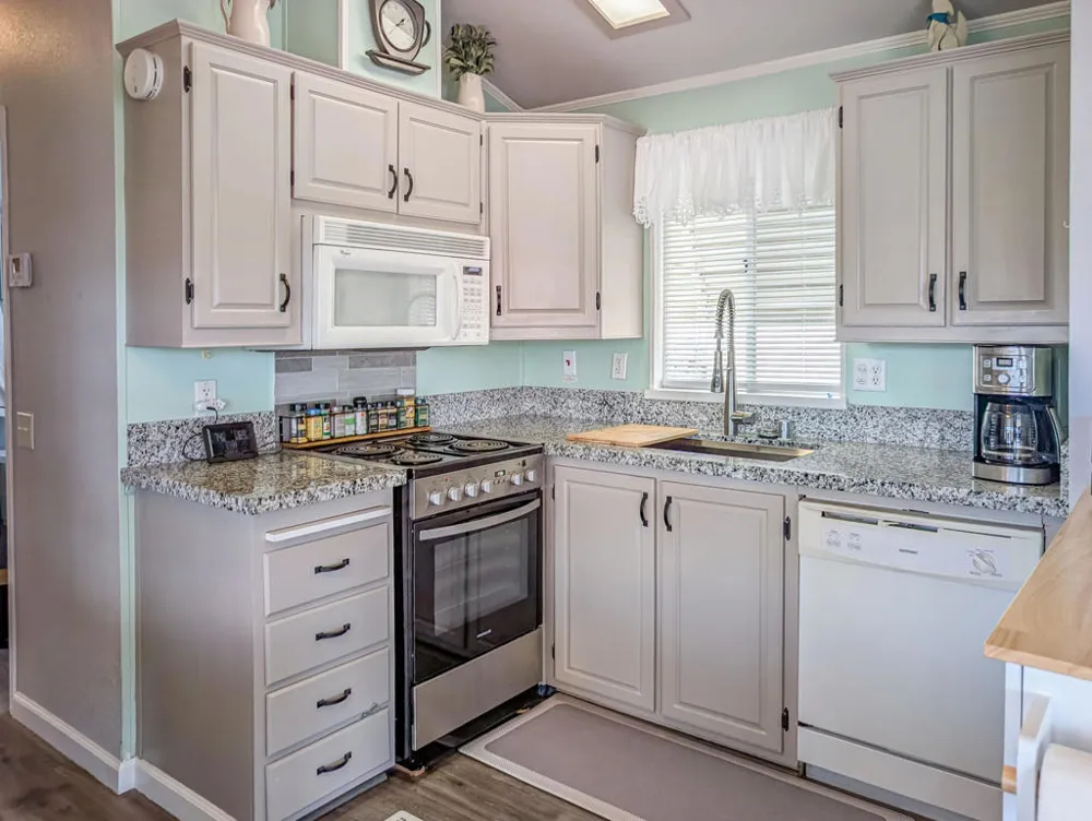 70200 Dillon Road #105 Desert Hot Springs, CA 92241
