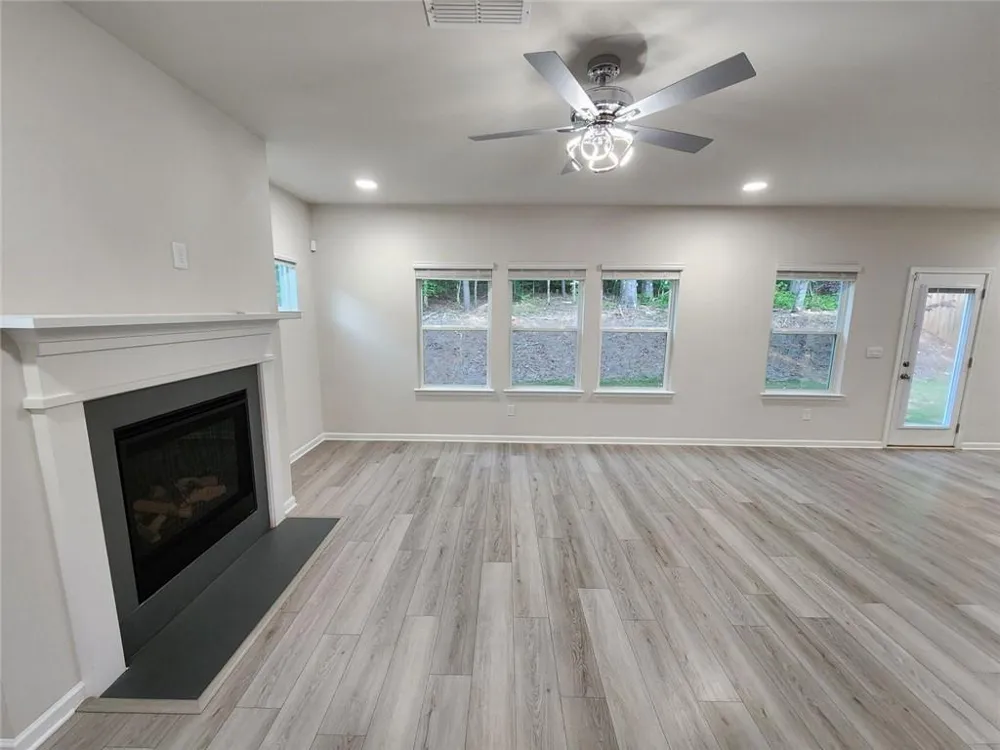 235 Valley Oak Drive Dawsonville, GA 30534