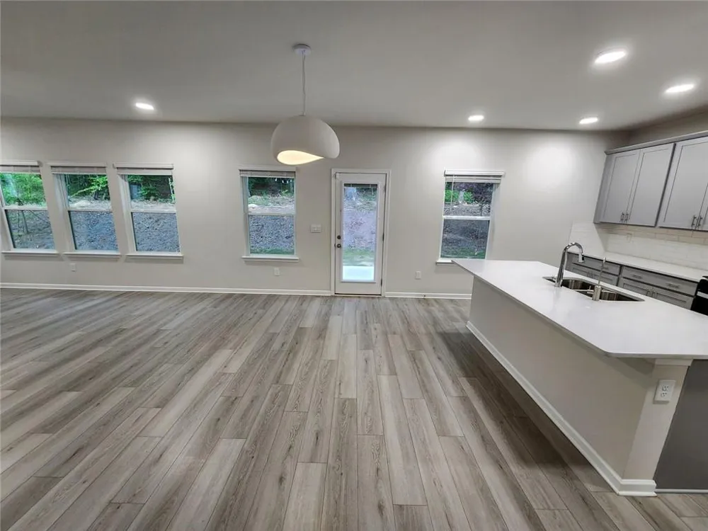 235 Valley Oak Drive Dawsonville, GA 30534