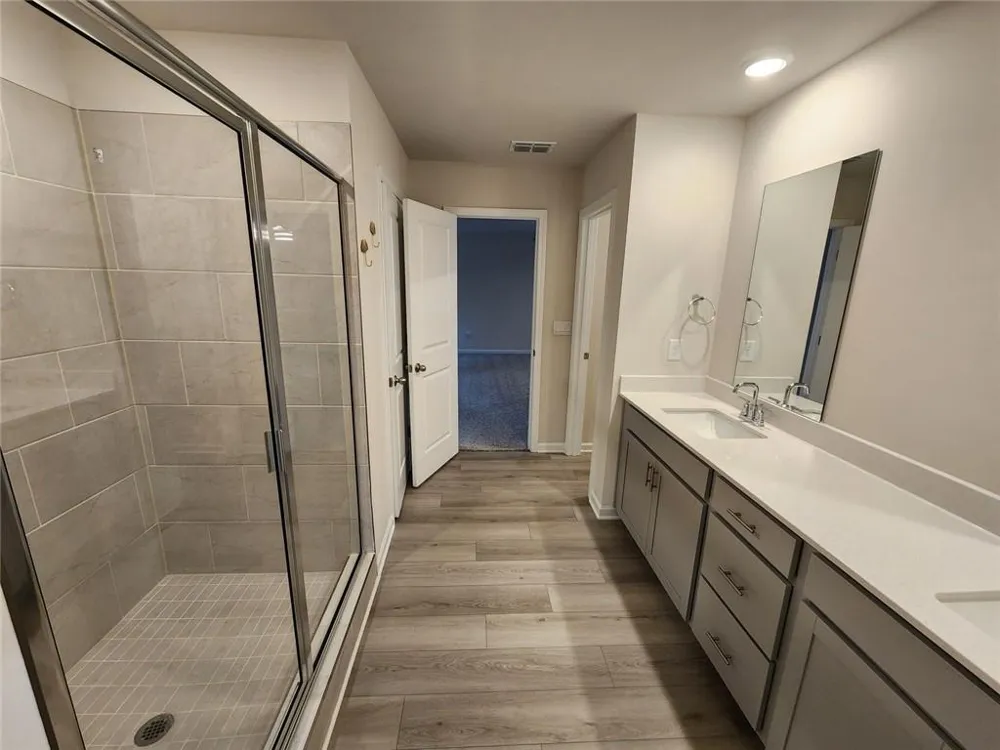 235 Valley Oak Drive Dawsonville, GA 30534