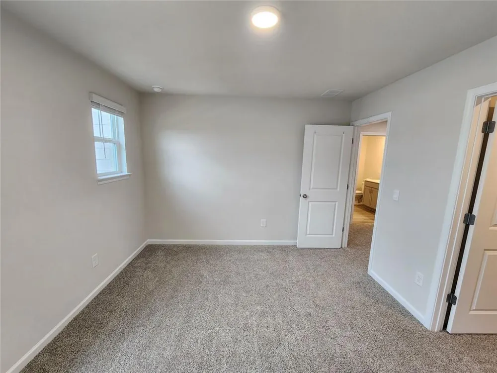 235 Valley Oak Drive Dawsonville, GA 30534