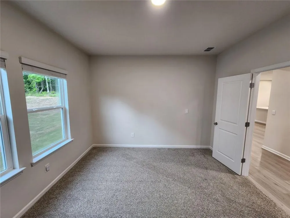 235 Valley Oak Drive Dawsonville, GA 30534