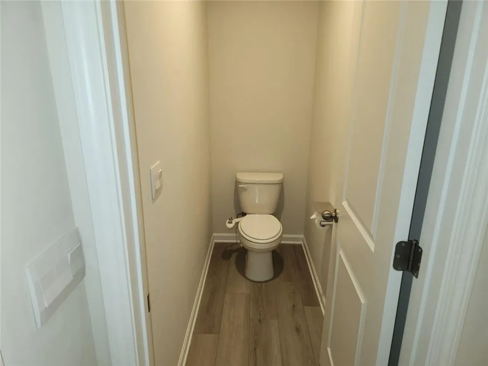 235 Valley Oak Drive Dawsonville, GA 30534