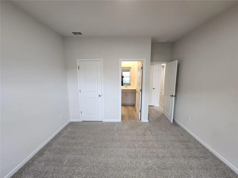 235 Valley Oak Drive Dawsonville, GA 30534