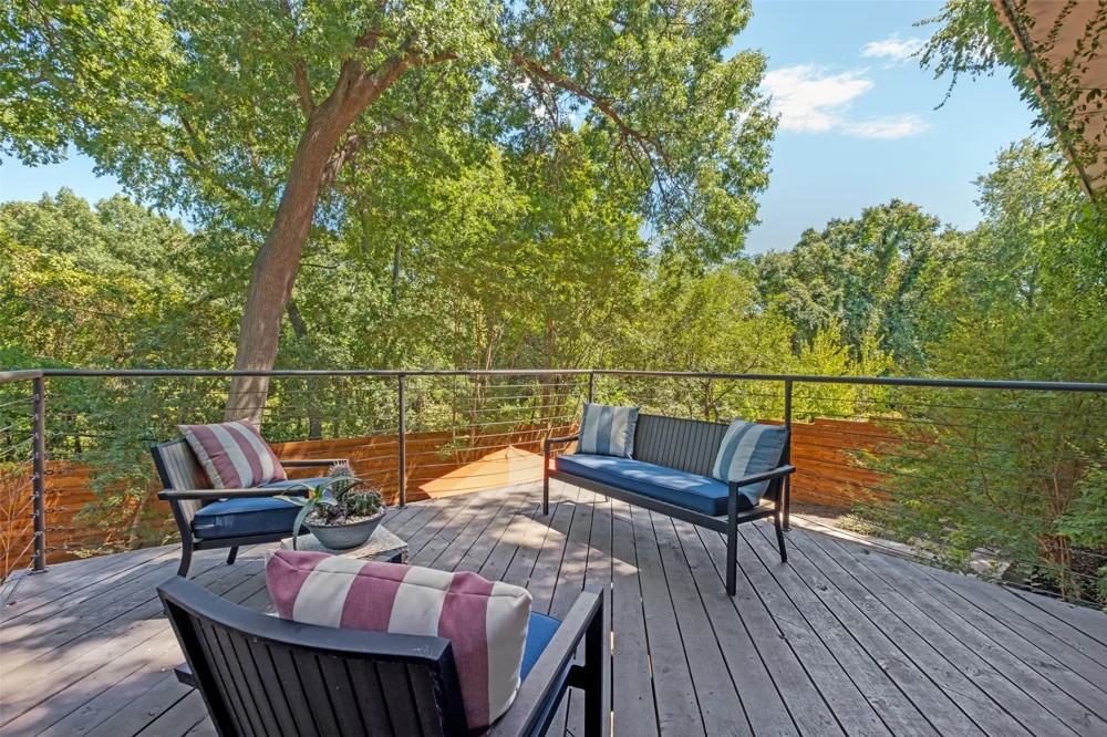 7306 Walling Lane Dallas, TX 75231