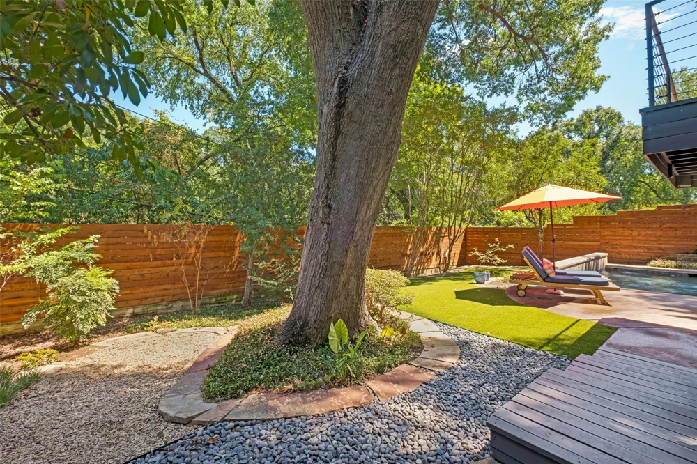 7306 Walling Lane Dallas, TX 75231